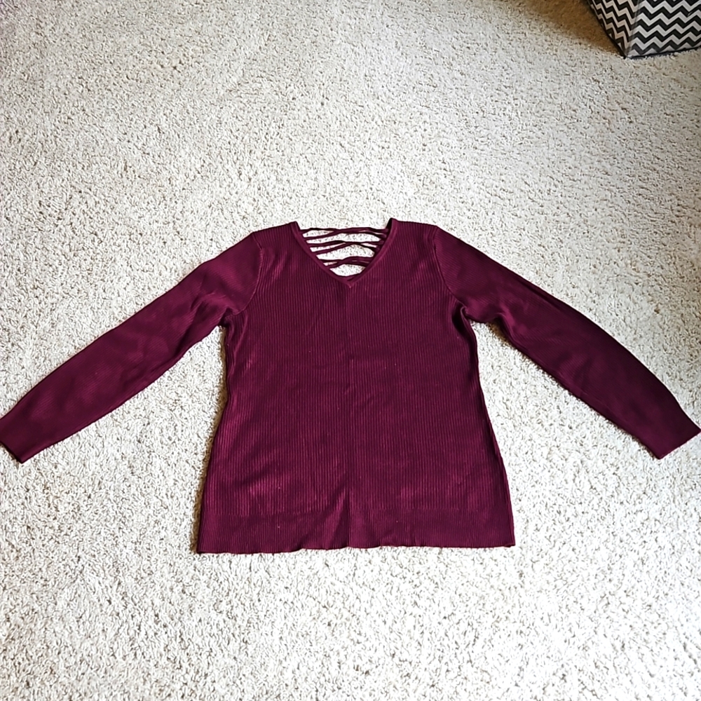 Burgundy long sleeve sweater